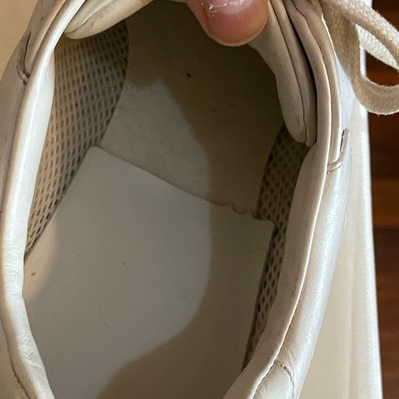 SOLD Louis Vuitton X Supreme white leather sneakers US Sz 8.5 preowned FLAWS - Picture 15 of 17